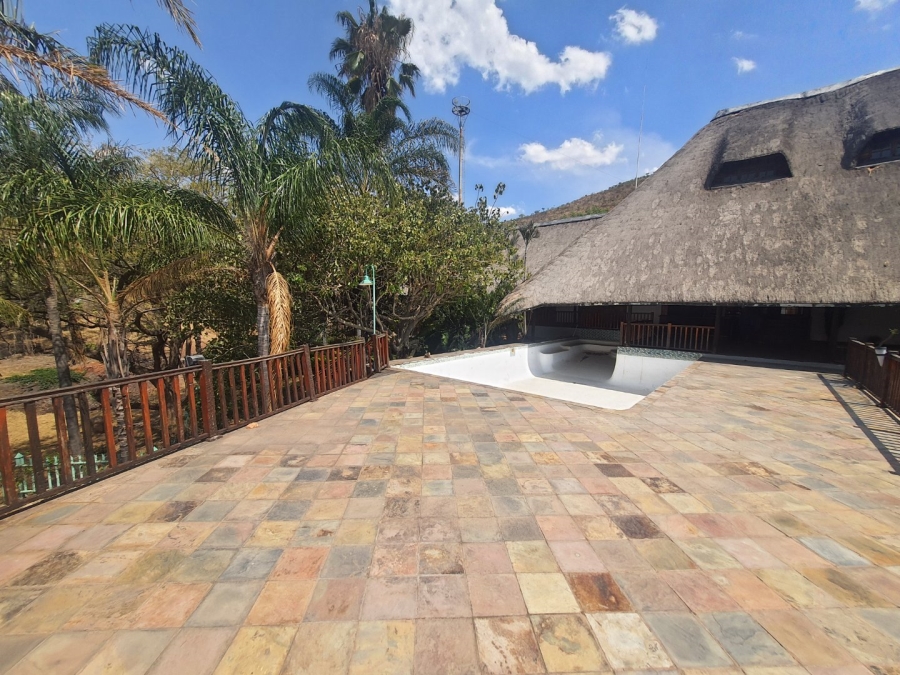 To Let 5 Bedroom Property for Rent in Hartbeespoort Rural North West